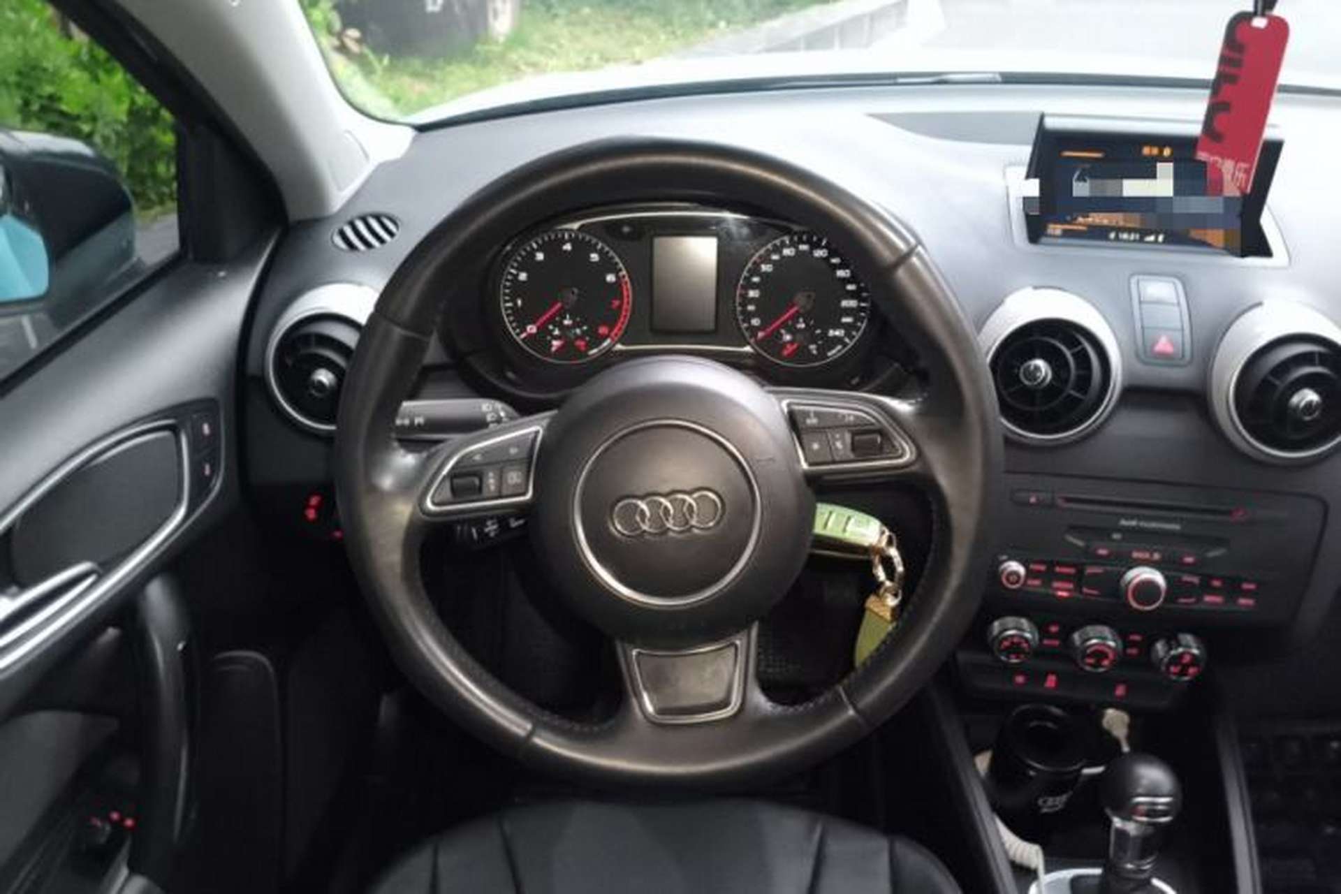 Used Audi A1 2014 30 TFSI Sportback Comfort Model Steering Wheel