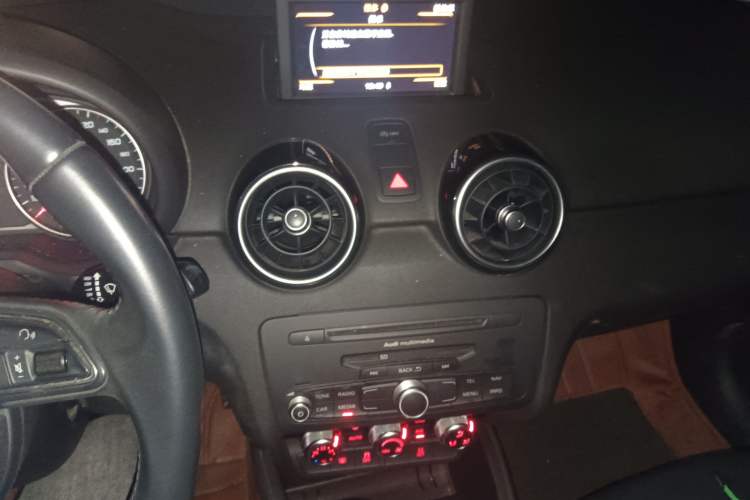 Used Audi A1 2014 30 TFSI Sportback Comfort Model Audio And AC Panel