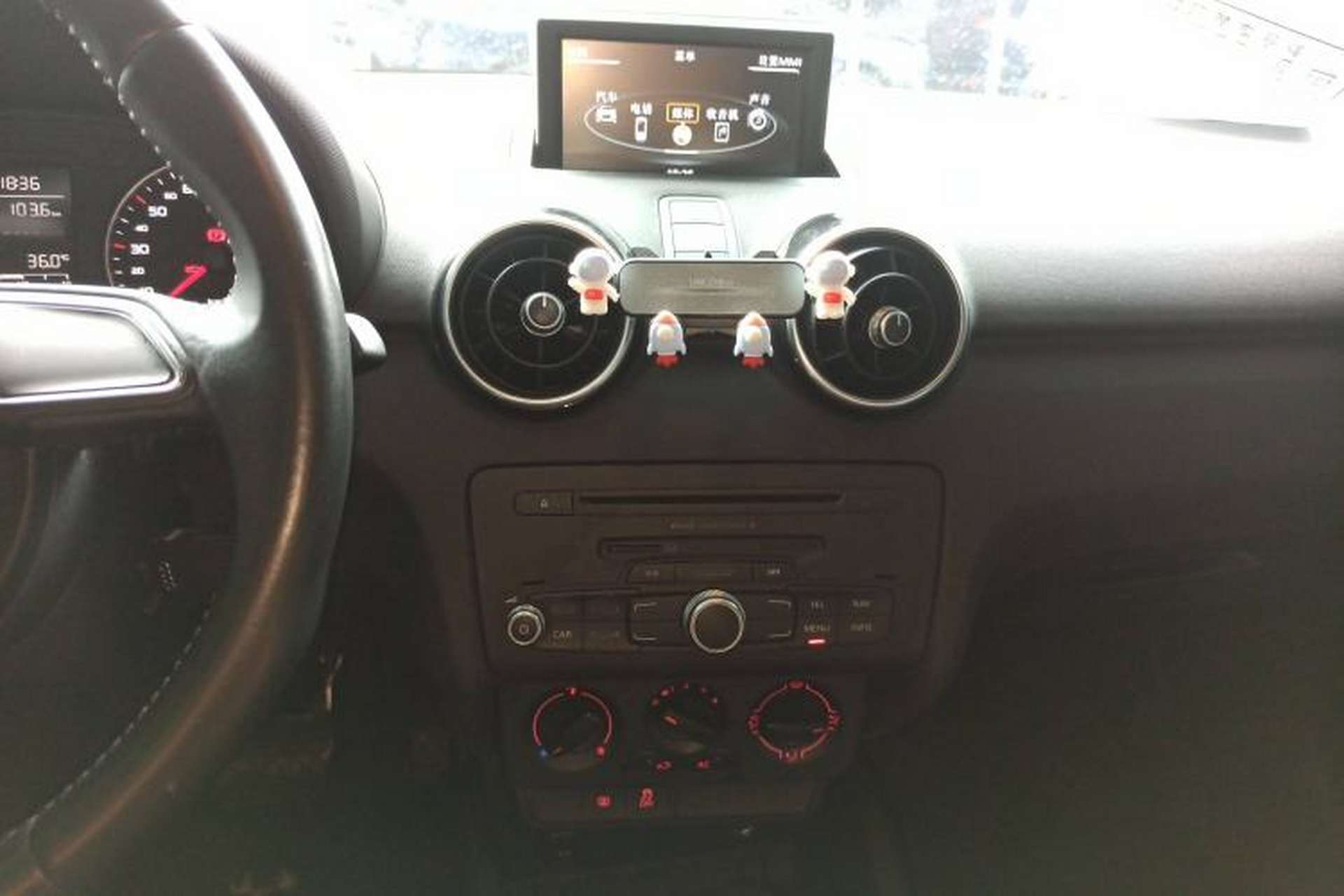 Used Audi A1 2014 30 TFSI Sportback Technology Model Audio And AC Panel