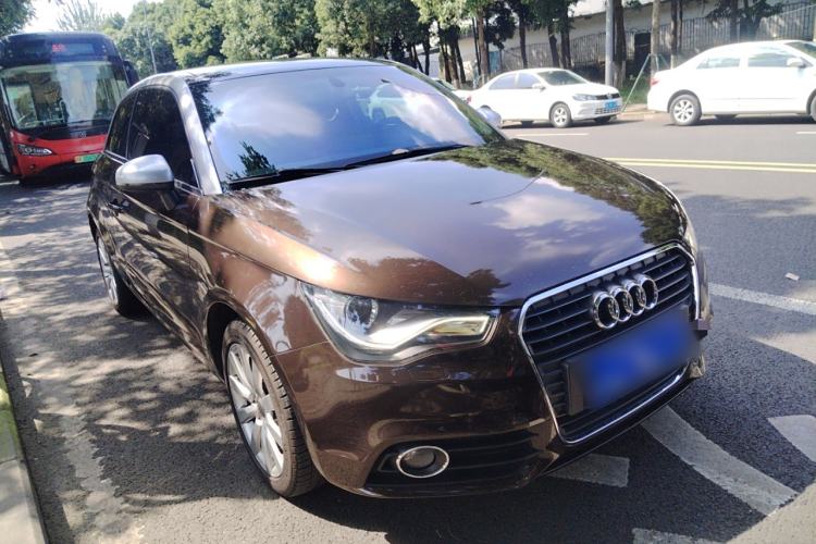 Used Audi A1 2014 30 TFSI Comfort Model Front Right 45 Deg