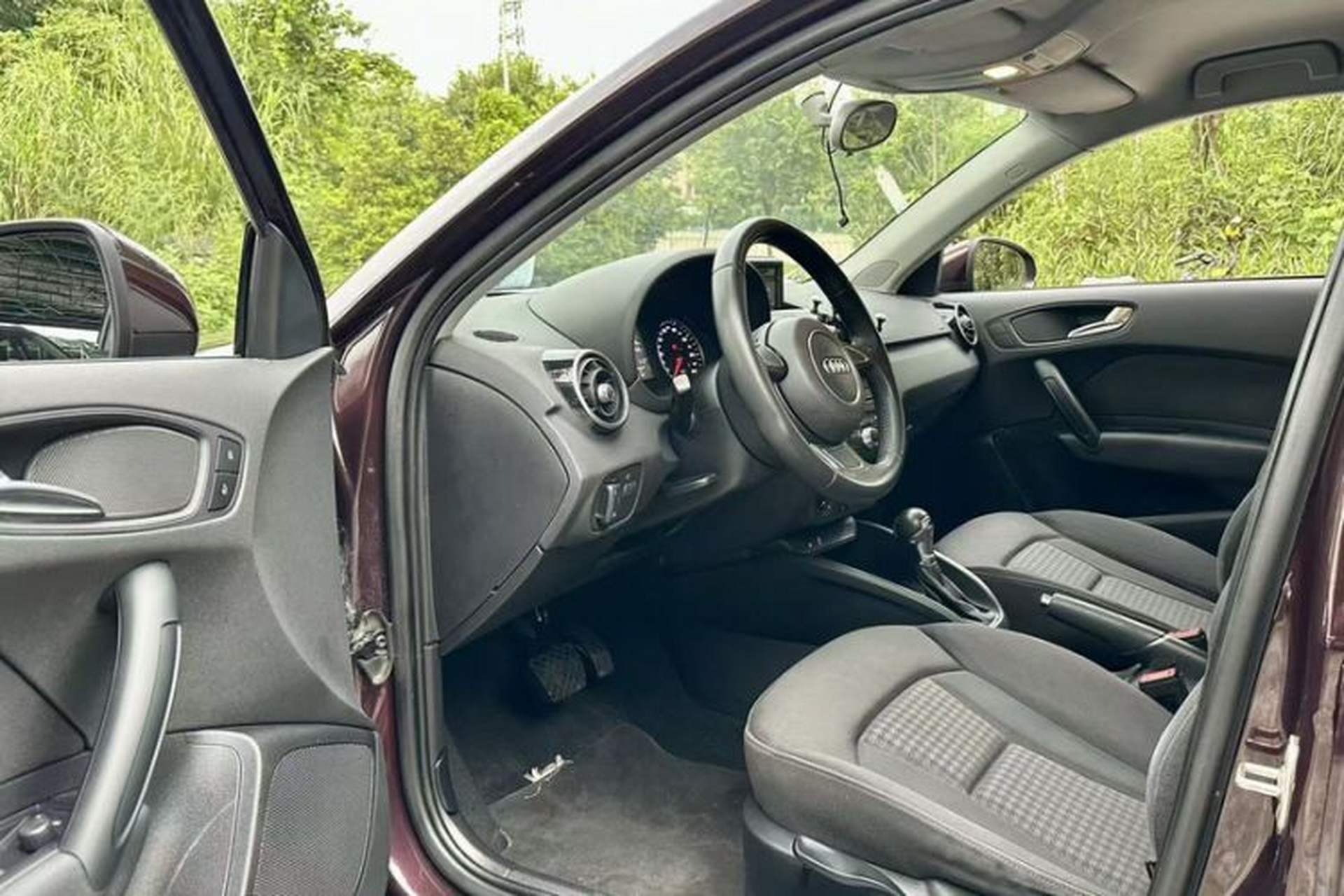 Used Audi A1 2014 30 TFSI Sportback Technology Model Interior 8