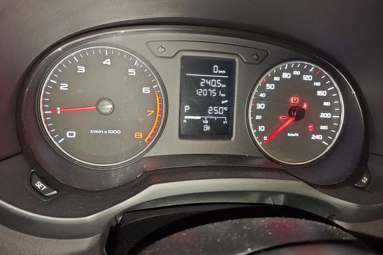 Used Audi A1 2014 30 TFSI Fashion Model Odometer Close Up