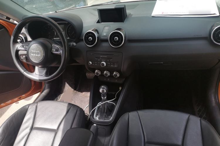 Used Audi A1 2014 30 TFSI Comfort Model Center Console
