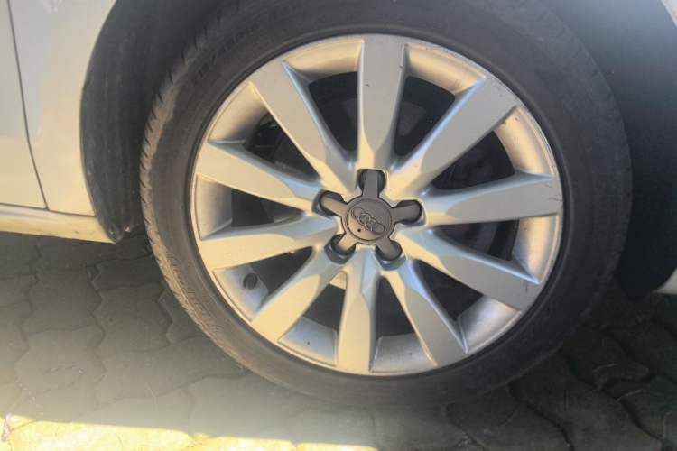 Used Audi A1 2014 30 TFSI Sportback Comfort Model Right Front Wheel Hub