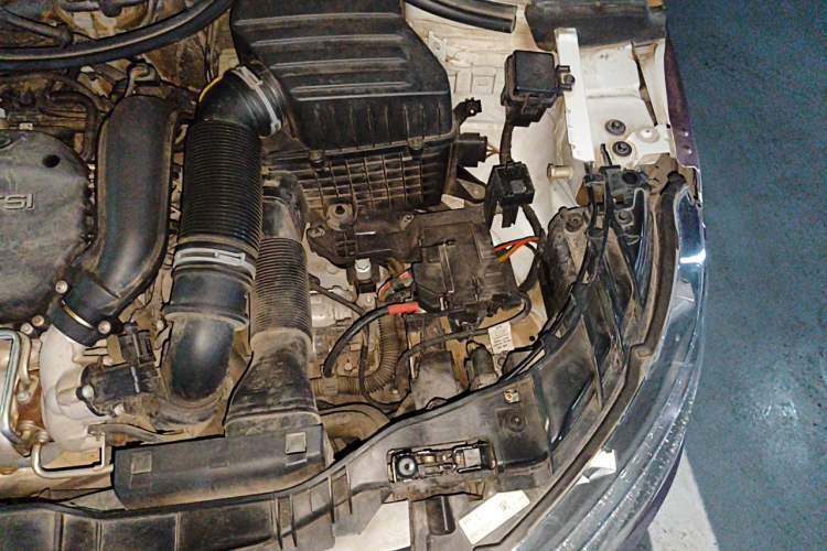 Used Audi A1 2014 30 TFSI Sportback Fashion Model Engine Bay Left