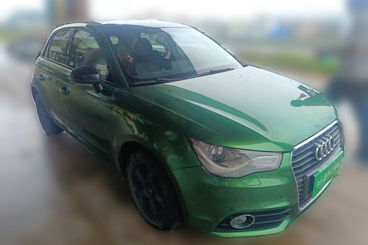 Used Audi A1 2014 30 TFSI Sportback Comfort Model Front Right 45 Deg