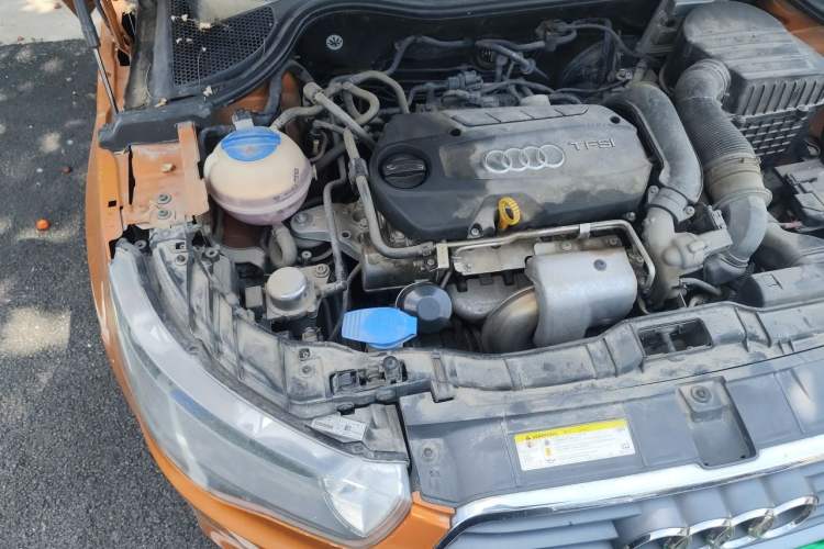 Used Audi A1 2014 30 TFSI Sportback Fashion Model Engine Bay Right