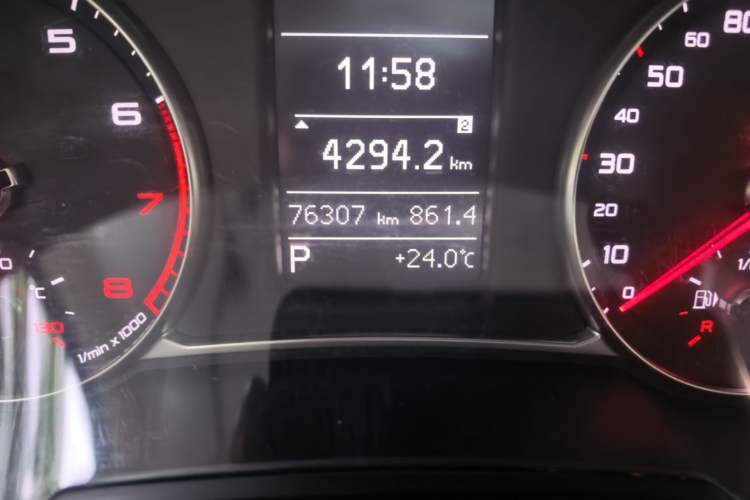 Used Audi A1 2014 30 TFSI Sportback Comfort Model Odometer Close Up