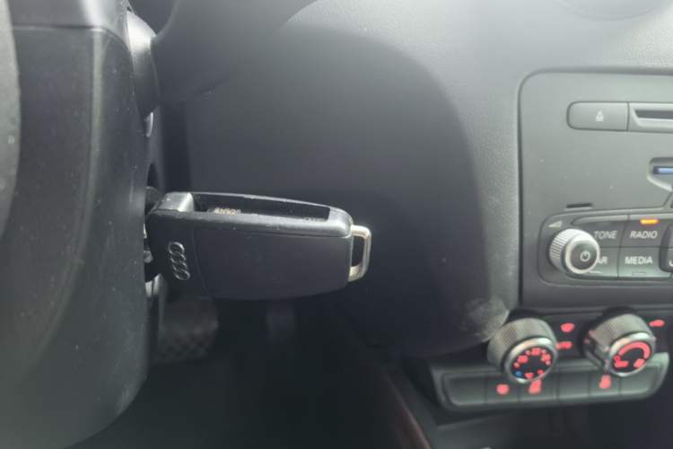 Used Audi A1 2014 30 TFSI Sportback Comfort Model Vehicle Key