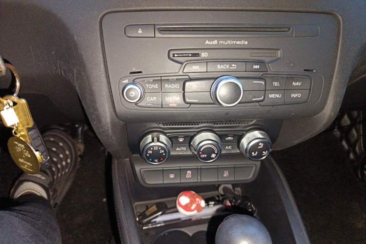 Used Audi A1 2014 30 TFSI Comfort Model Audio And AC Panel