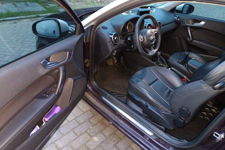 Used Audi A1 2014 30 TFSI Comfort Model Driver Seat