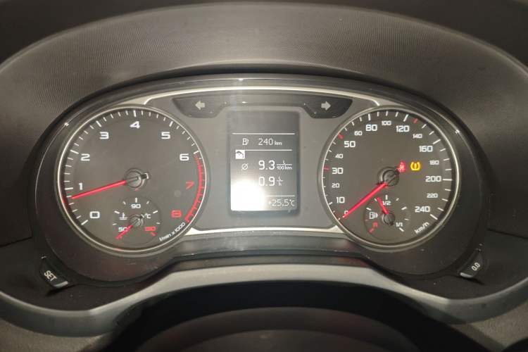 Used Audi A1 2014 30 TFSI Sportback Comfort Model Instrument Cluster