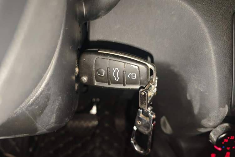 Used Audi A1 2014 30 TFSI Sportback Comfort Model Vehicle Key