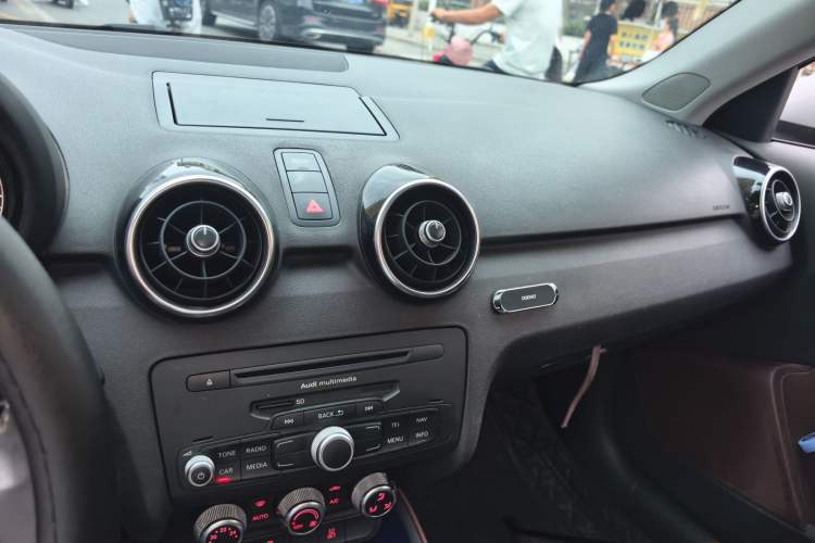 Used Audi A1 2014 30 TFSI Sportback Comfort Model Audio And AC Panel