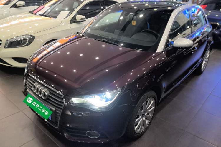 Used Audi A1 2014 30 TFSI Sportback Comfort Model Exterior 3