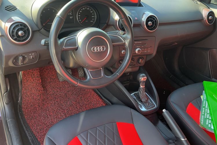 Used Audi A1 2014 30 TFSI Fashion Model Interior 3