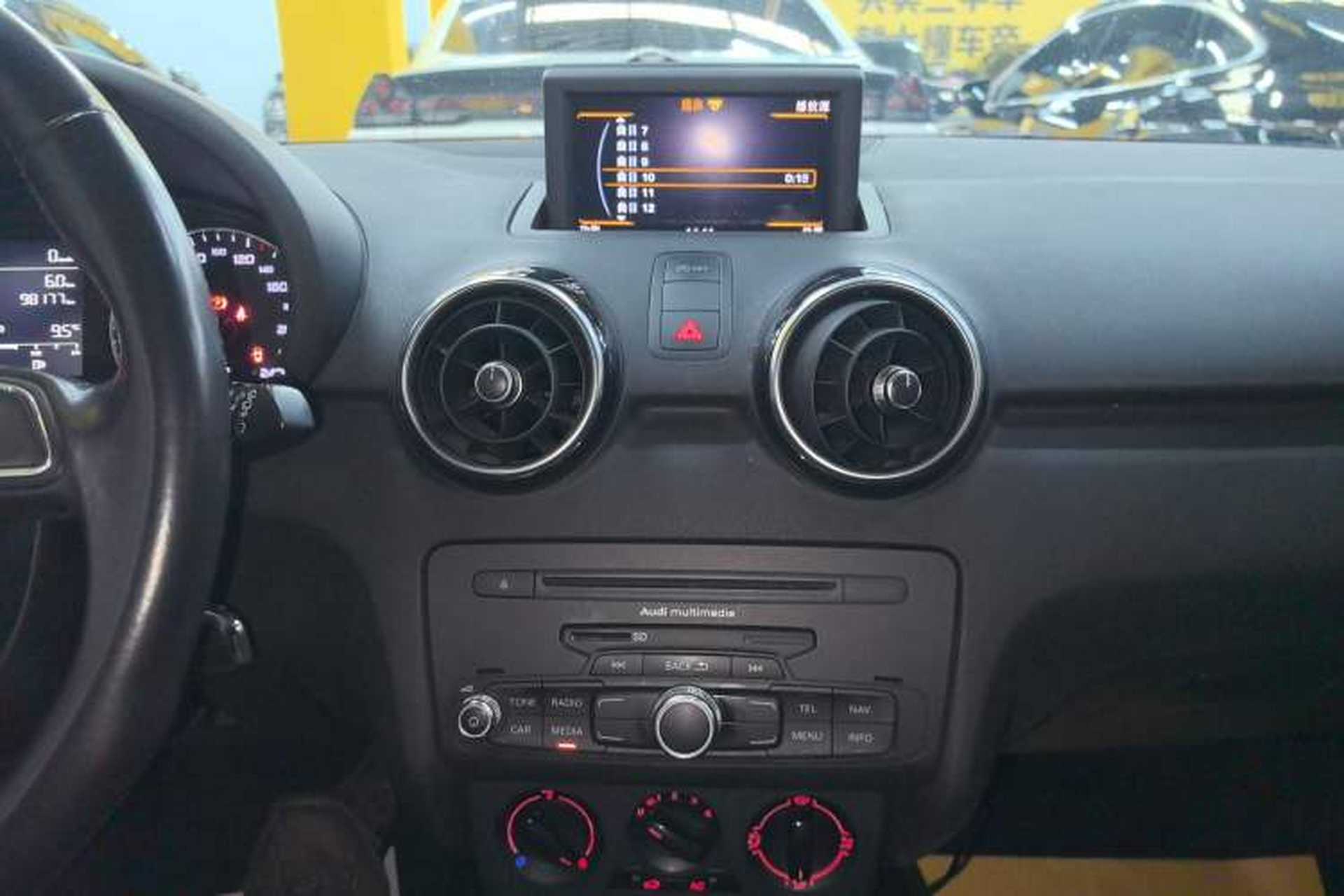 Used Audi A1 2014 30 TFSI Sportback Fashion Model Audio And AC Panel
