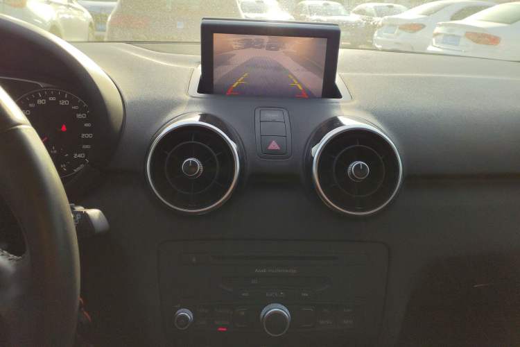 Used Audi A1 2014 30 TFSI Sportback Comfort Model Audio And AC Panel