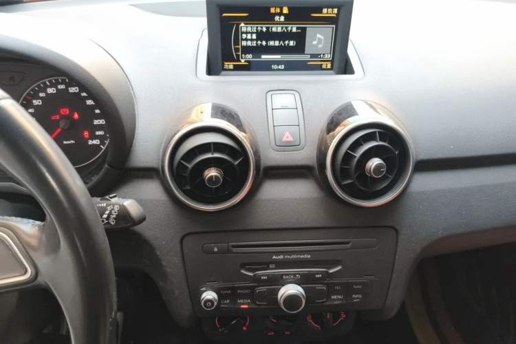 Used Audi A1 2014 30 TFSI Sportback Fashion Model Audio And AC Panel