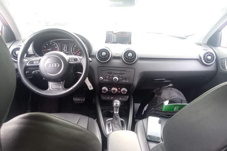 Used Audi A1 2014 30 TFSI Sportback Comfort Model Center Console