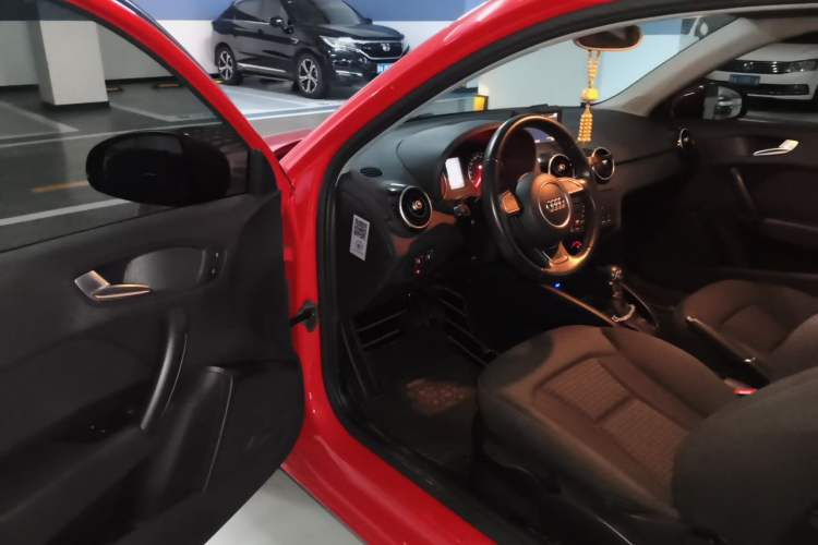 Used Audi A1 2014 30 TFSI Fashion Model Driver Seat