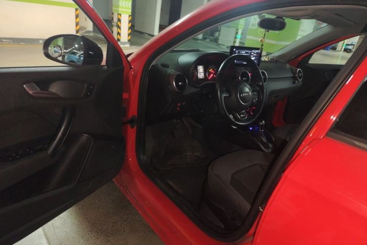 Used Audi A1 2014 30 TFSI Sportback Fashion Model Driver Seat