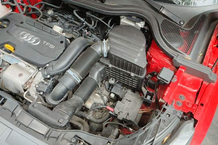 Used Audi A1 2014 30 TFSI Sportback Fashion Model Engine Bay Left
