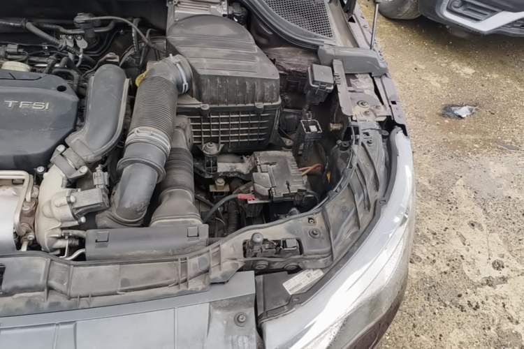 Used Audi A1 2014 30 TFSI Sportback Comfort Model Engine Bay Left