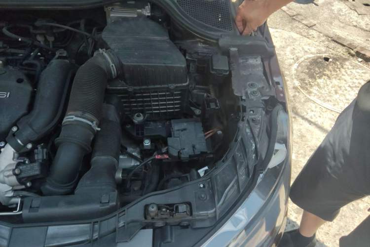 Used Audi A1 2014 30 TFSI Sportback Fashion Model Engine Bay Left