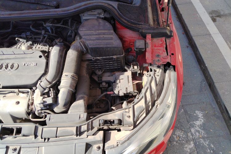 Used Audi A1 2014 30 TFSI Sportback Comfort Model Engine Bay Left