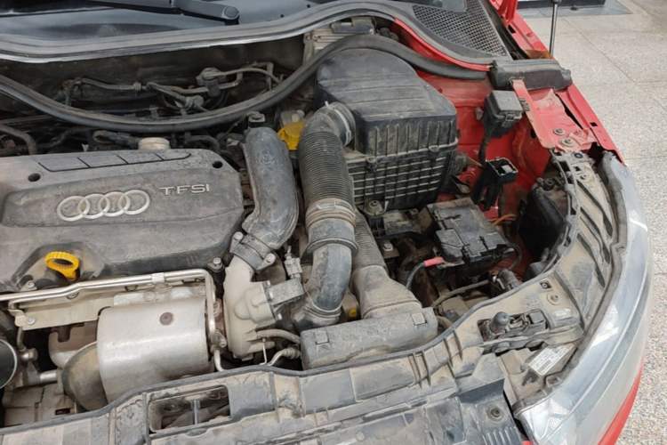 Used Audi A1 2014 30 TFSI Fashion Model Engine Bay Left