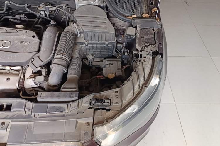 Used Audi A1 2014 30 TFSI Sportback Fashion Model Engine Bay Left
