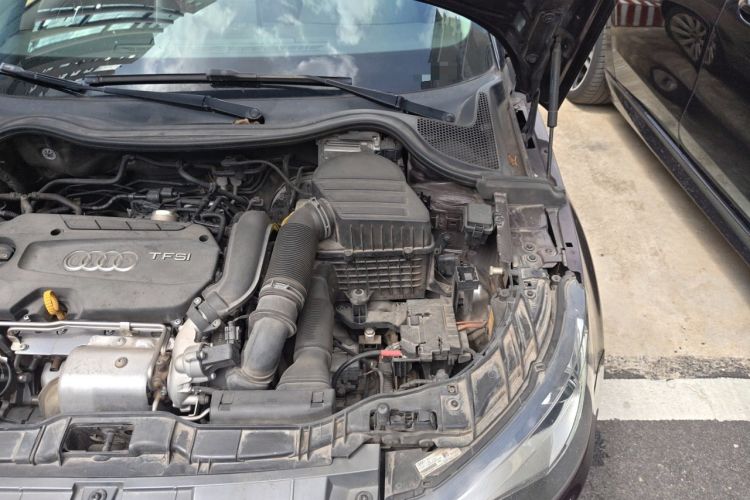 Used Audi A1 2014 30 TFSI Comfort Model Engine Bay Left