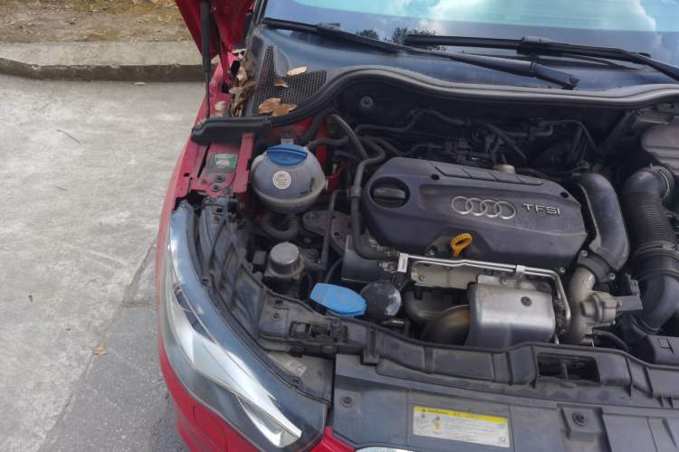 Used Audi A1 2014 30 TFSI Sportback Luxury Model Engine Bay Right
