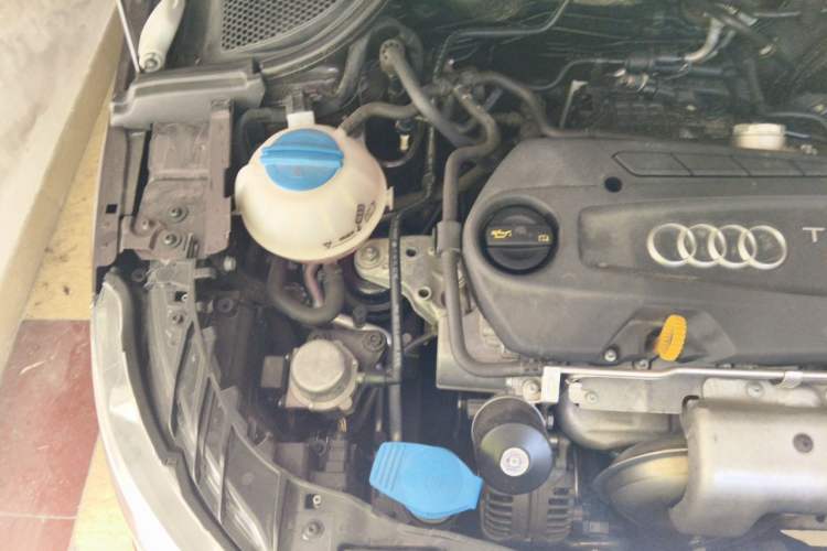 Used Audi A1 2014 30 TFSI Fashion Model Engine Bay Right
