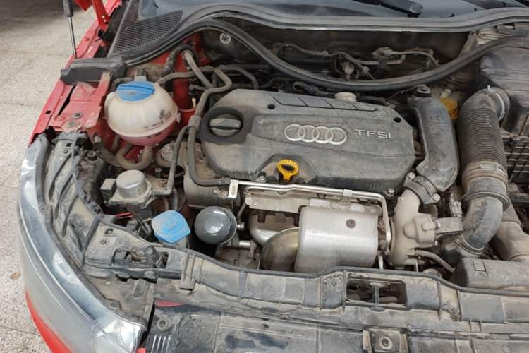 Used Audi A1 2014 30 TFSI Fashion Model Engine Bay Right