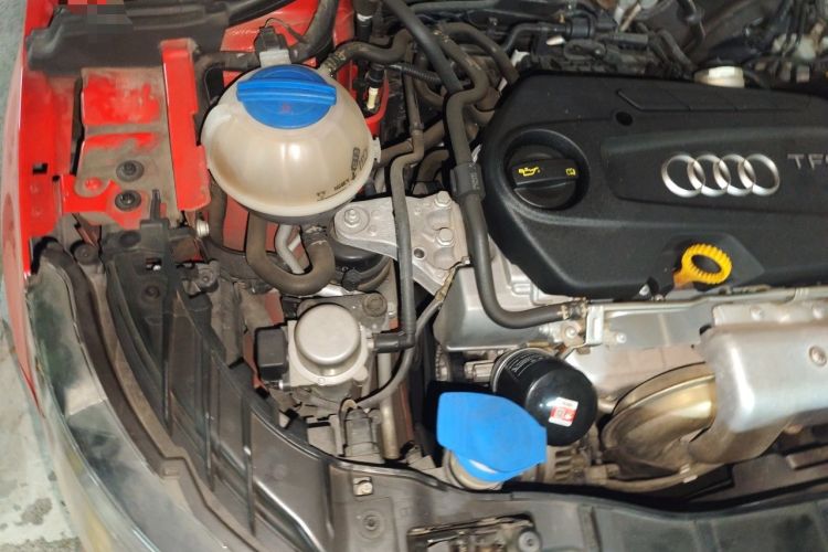 Used Audi A1 2014 30 TFSI Sportback Fashion Model Engine Bay Right