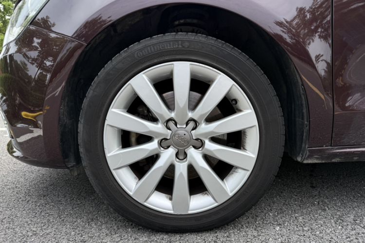Used Audi A1 2014 30 TFSI Sportback Comfort Model Exterior 1