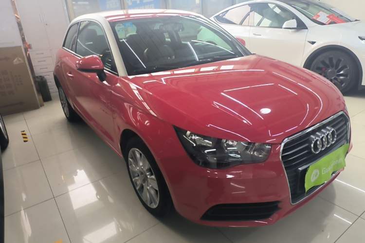 Used Audi A1 2014 30 TFSI Fashion Model Exterior 1