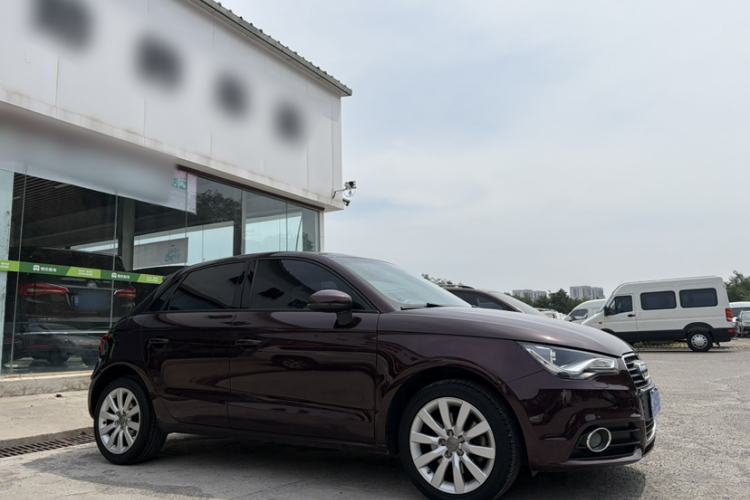 Used Audi A1 2014 30 TFSI Sportback Comfort Model Exterior 2