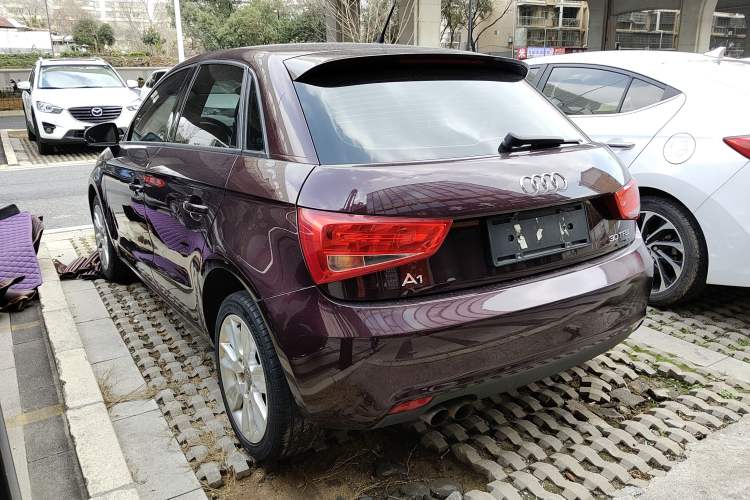Used Audi A1 2014 30 TFSI Sportback Fashion Model Exterior 3