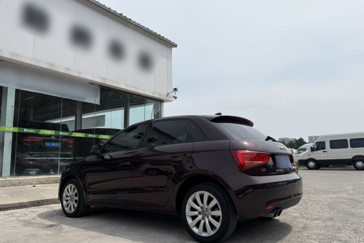 Used Audi A1 2014 30 TFSI Sportback Comfort Model Exterior 3