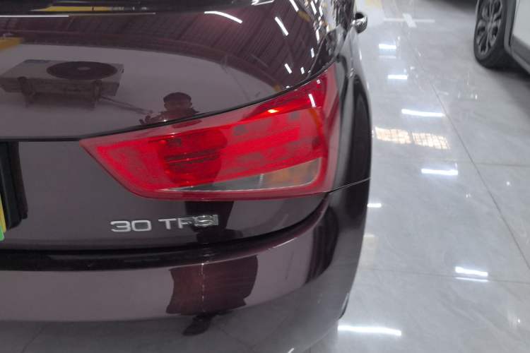 Used Audi A1 2014 30 TFSI Sportback Fashion Model Exterior 3