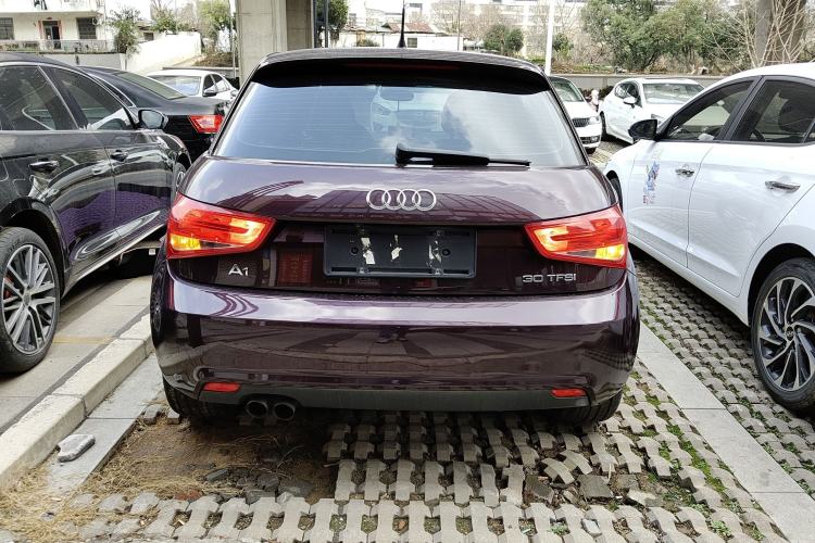 Used Audi A1 2014 30 TFSI Sportback Fashion Model Exterior 4