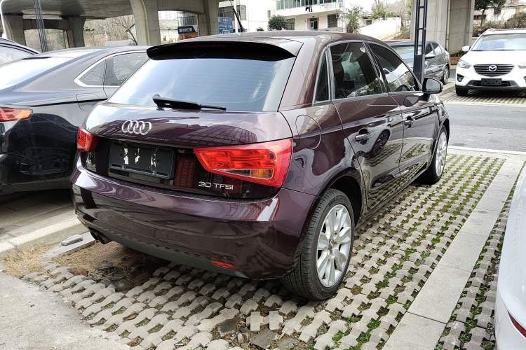 Used Audi A1 2014 30 TFSI Sportback Fashion Model Exterior 5