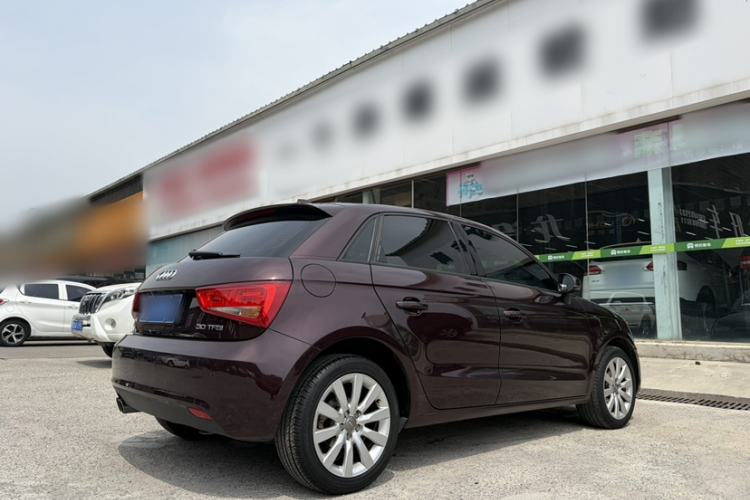 Used Audi A1 2014 30 TFSI Sportback Comfort Model Exterior 5