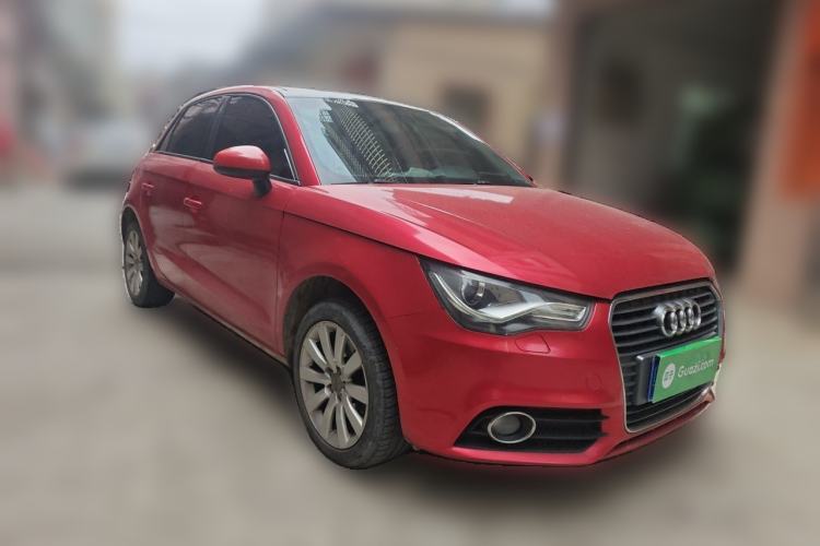 Used Audi A1 2014 30 TFSI Sportback Comfort Model Front Right 45 Deg