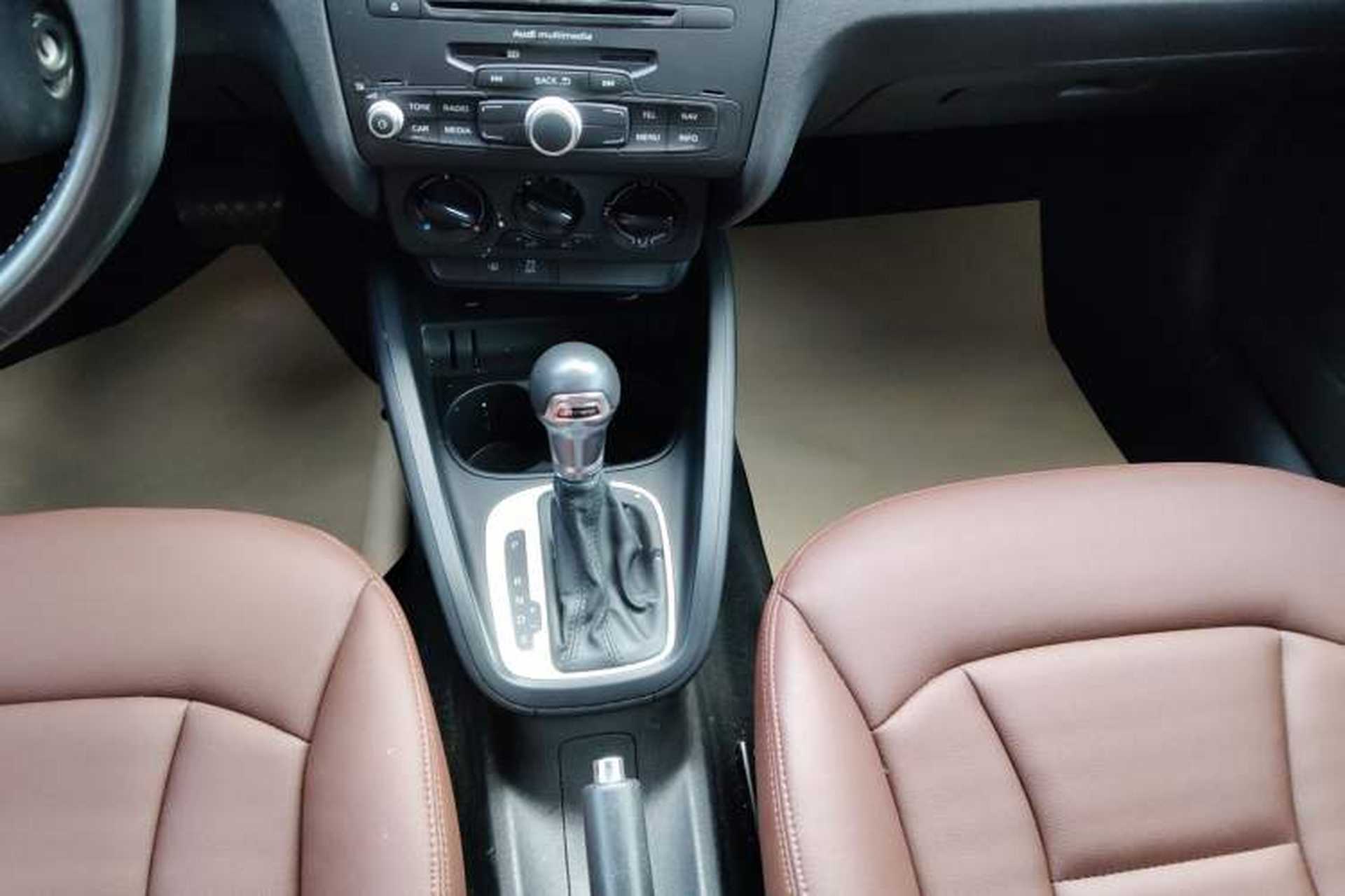 Used Audi A1 2014 30 TFSI Sportback Fashion Model Gear Lever