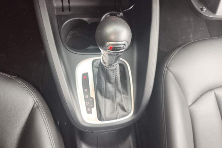 Used Audi A1 2014 30 TFSI Sportback Fashion Model Gear Lever