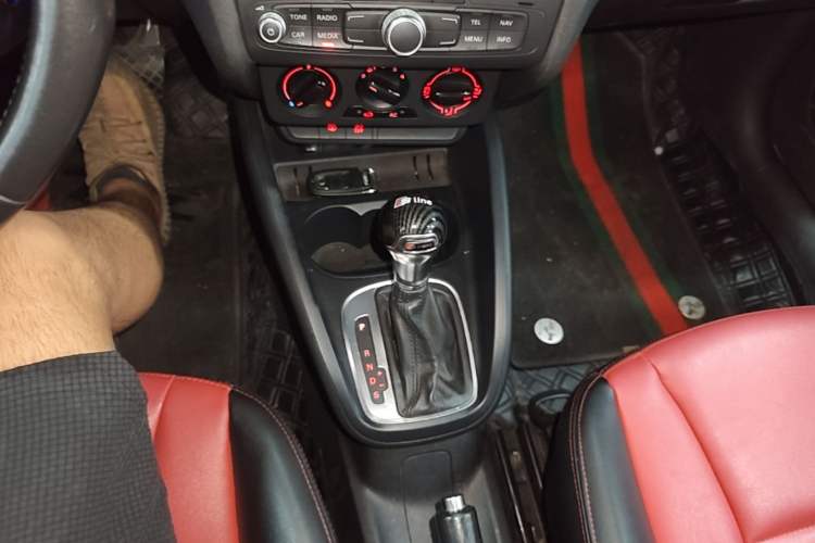 Used Audi A1 2014 30 TFSI Fashion Model Gear Lever